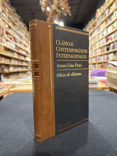 Portada del libro de Oficio de difuntos