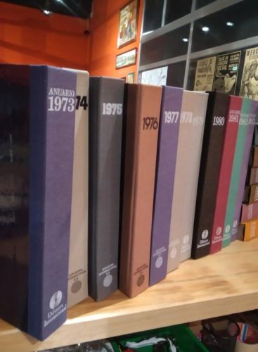 Portada del libro de ANUARIO. DIFUSORA INTERNACIONAL. 1973, 1974, 1975, 1976, 1977, 1978, 1979, 1980, 1981, 1982, 1983...