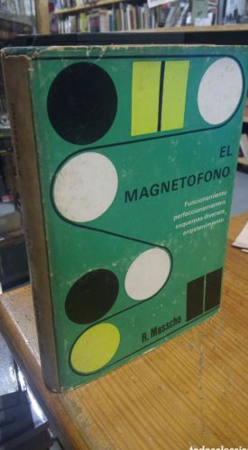 Portada do libro de EL MAGNETOFONO. MASSCHO