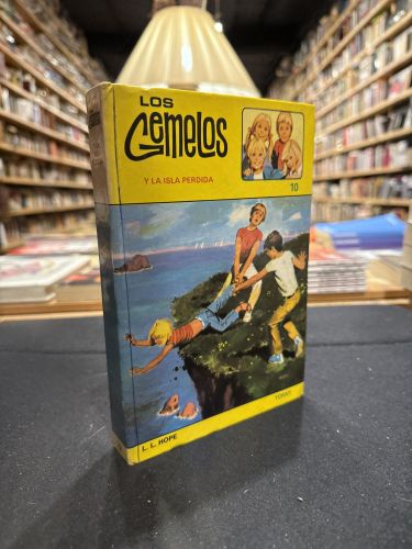 Portada do libro de Los gemelos y la isla perdida