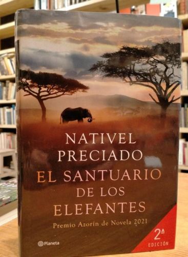 Portada do libro de Nativel Preciado, El santuario de los elefantes
