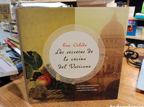 Portada do libro de Celada Los secretos de la cocina del Vaticano