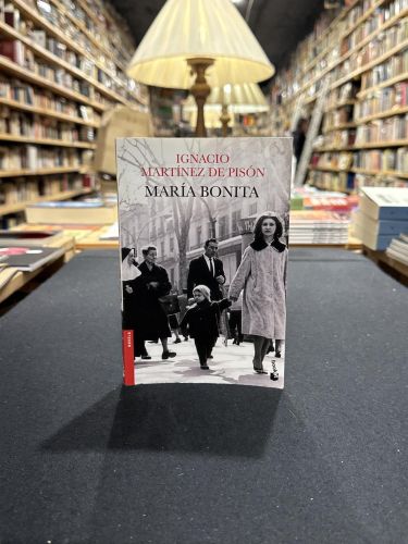 Portada do libro de María bonita