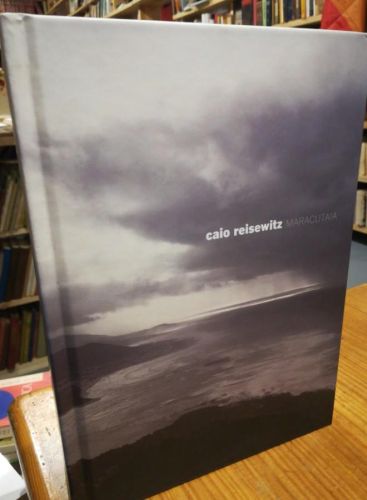 Portada del libro de Caio Reisewitz. Maracutaia