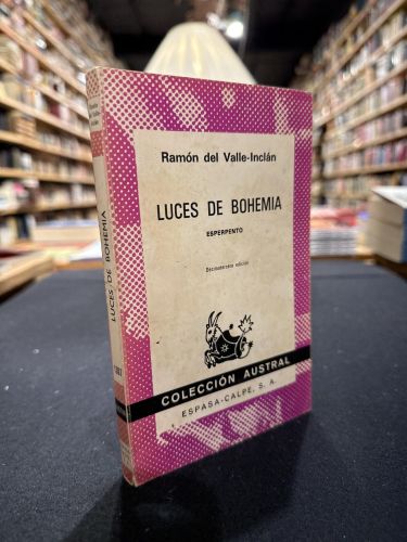 Portada del libro de Luces de Bohemia