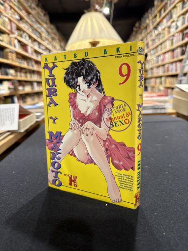 Portada do libro de YURA & MAKOTO Nº9