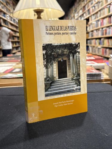 Portada do libro de El lenguaje de las puertas. Portonoes, portales, puertas y cancelas
