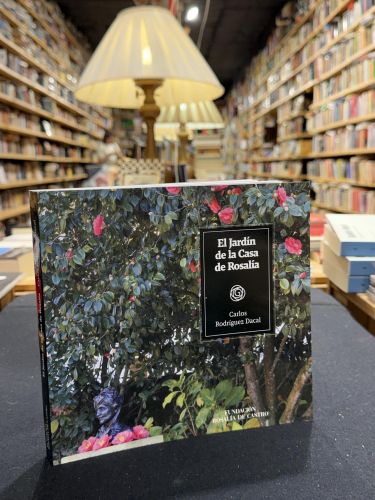 Portada do libro de El jardín de la casa de Rosalia