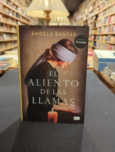 El aliento de las llamas (asinado)