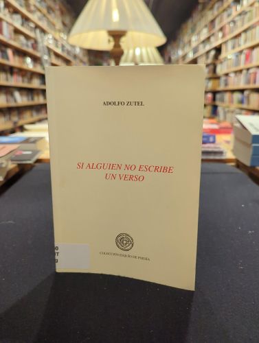 Portada do libro de SI ALGUIEN NO ESCRIBE UN  VERSO