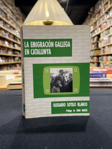 Portada do libro de La emigración gallega en Catalunya