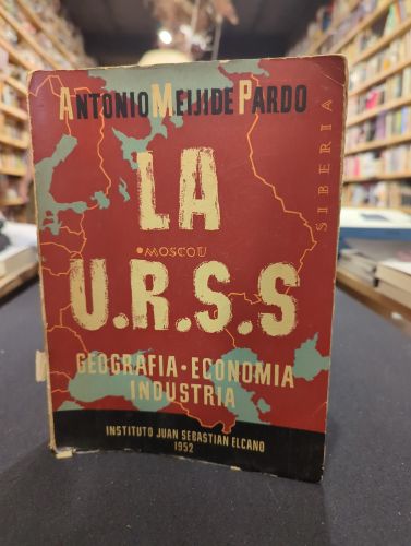 Portada do libro de La U.R.S.S.