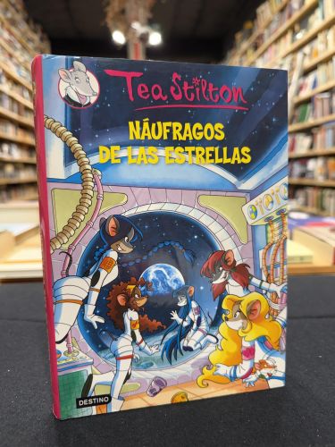 Portada do libro de Naúfragos de las estrellas