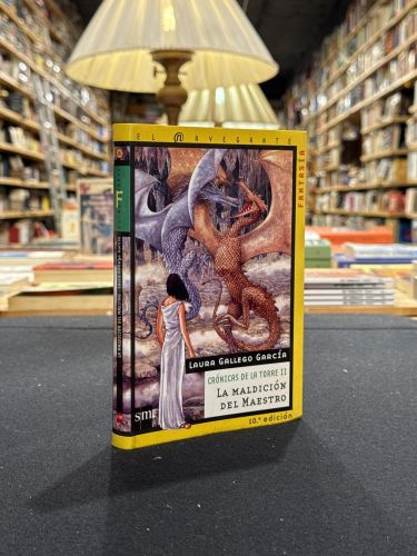 Portada do libro de La maldición del maestro. Crónicas de la Torre II