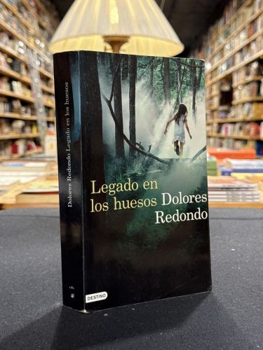 Portada do libro de Legado en los huesos