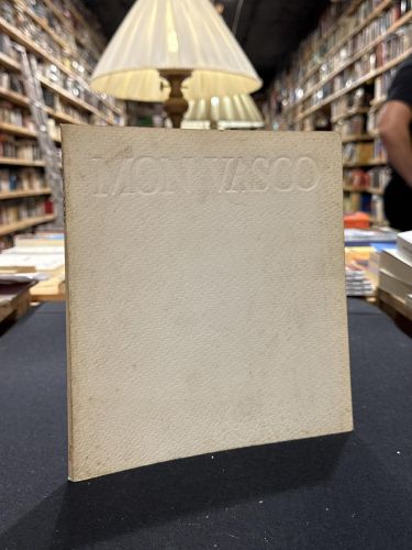 Portada do libro de MON VASCO