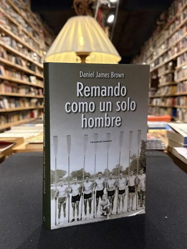 Remando como un solo hombre