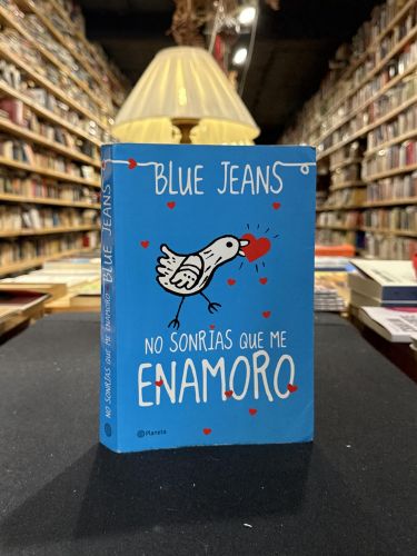 No sonrías que me enamoro