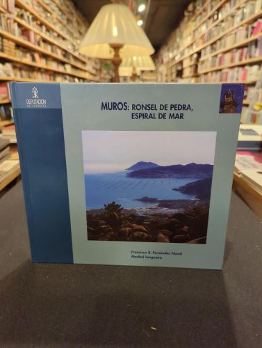 Portada do libro de Muros: ronsel de pedra, espiral de mar