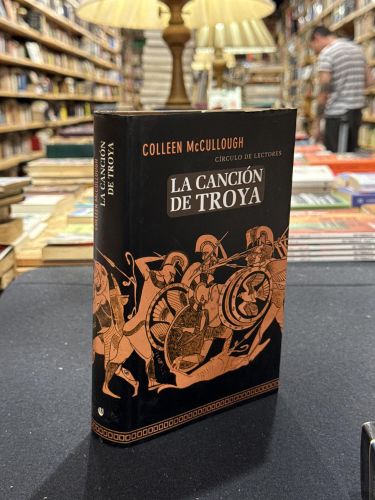 Portada do libro de La canción de Troya