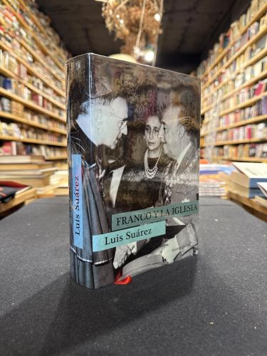 Portada do libro de Franco y la iglesia