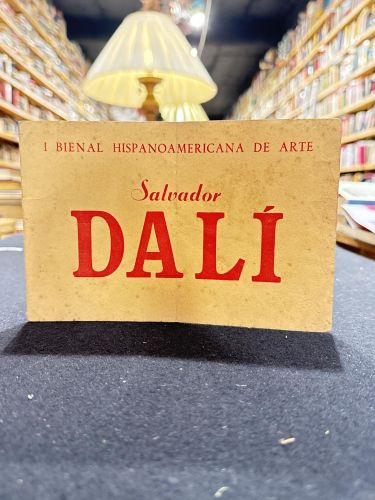 Portada do libro de I BIENAL LATINOAMERICANA DE ARTE. SALVADOR DALÍ