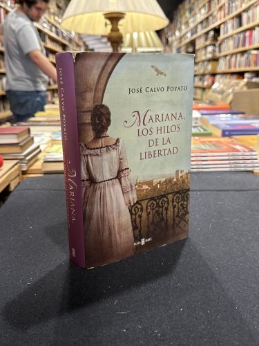 Portada do libro de Mariana, los hilos de la libertad