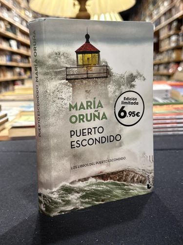 Portada do libro de Puerto escondido