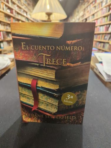 Portada do libro de El cuento número trece