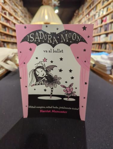 Isadora Moon 4 - Isadora Moon va al ballet