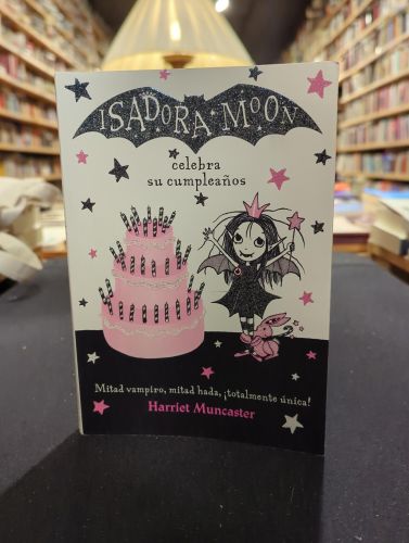 Isadora Moon 3 - Isadora Moon celebra su cumpleaños