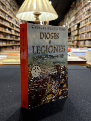 Portada do libro de Dioses y legiones