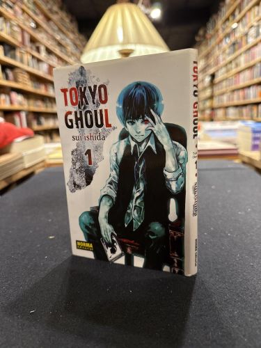Portada do libro de Tokyo Ghoul 1
