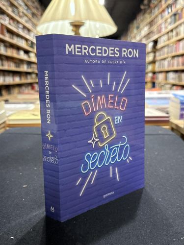 Portada do libro de Dímelo en secreto (Dímelo 2)