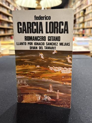 Portada do libro de Romancero gitano. Llanto por Ignacio Sanchez Mejías. Divan del tamarit