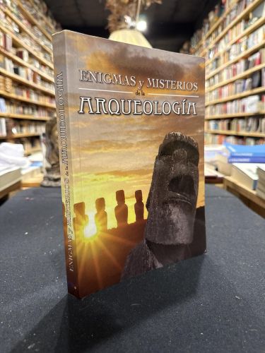 Portada do libro de Enigmas y misterios de la arqueología