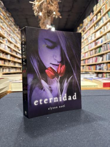 Portada do libro de Eternidad (Inmortales 1)