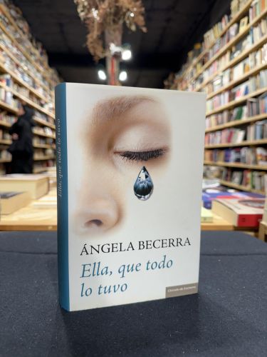 Portada do libro de Ella, que todo lo tuvo