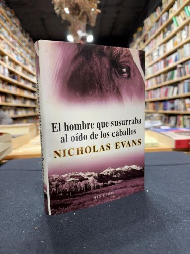 Portada do libro de El hombre que susurraba al oído de los caballos