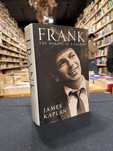 Portada do libro de Frank: The Making of a Legend