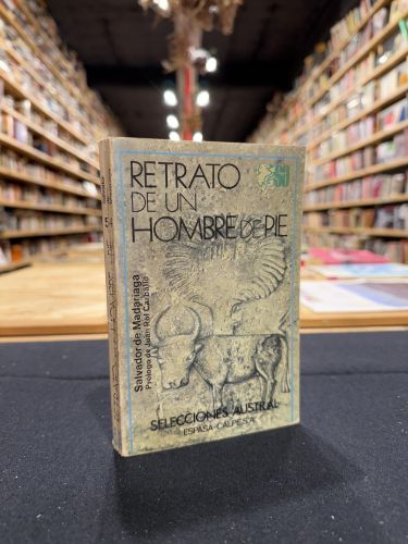 Portada do libro de Retrato de un hombre de pie