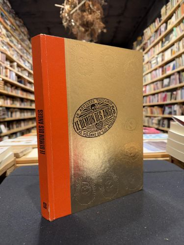 Portada do libro de 16 artistes ¨chicanos¨ . al voltant de ¨los angeles¨