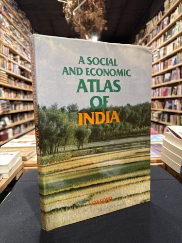 Portada do libro de A social and economics Atlas of India