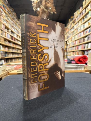 Portada do libro de El fantasma de Manhattan