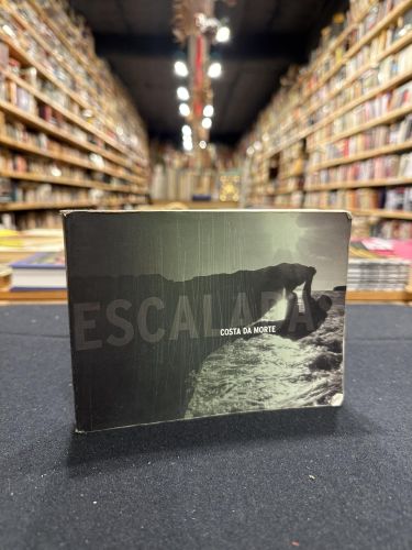 Portada do libro de Escalada Costa da Morte