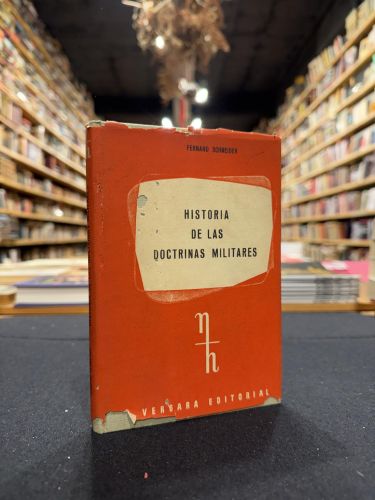 Portada del libro de Historia de las doctrinas militares