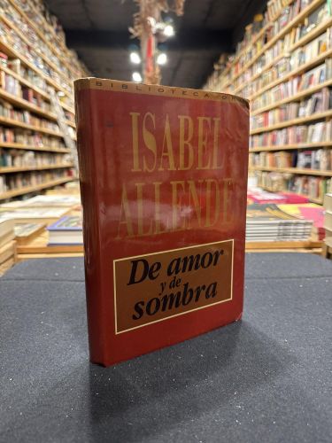 Portada do libro de De amor y de sombra
