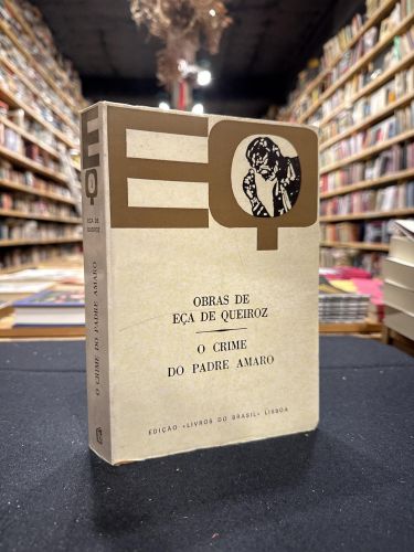 Portada do libro de O crime do padre Amaro