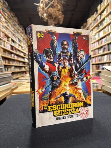 Portada do libro de El Escuadrón Suicida: Orígenes secretos vol. 02