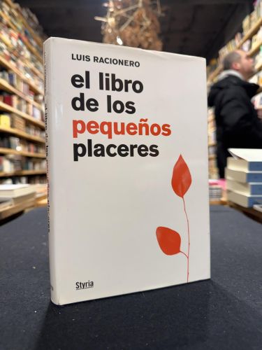 Portada del libro de El libro de los pequeños placeres